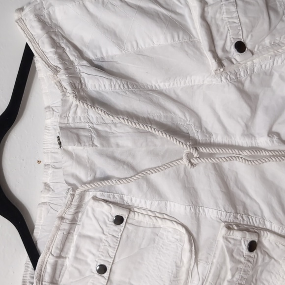 FREE PEOPLE Moon Bay White Parachute Cargo Shorts, Size Small - Picture 7 of 14